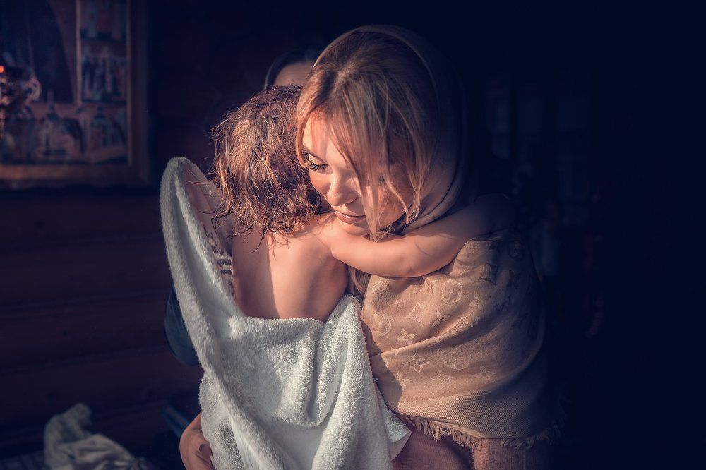 Таинство крещение:ангел - это мама