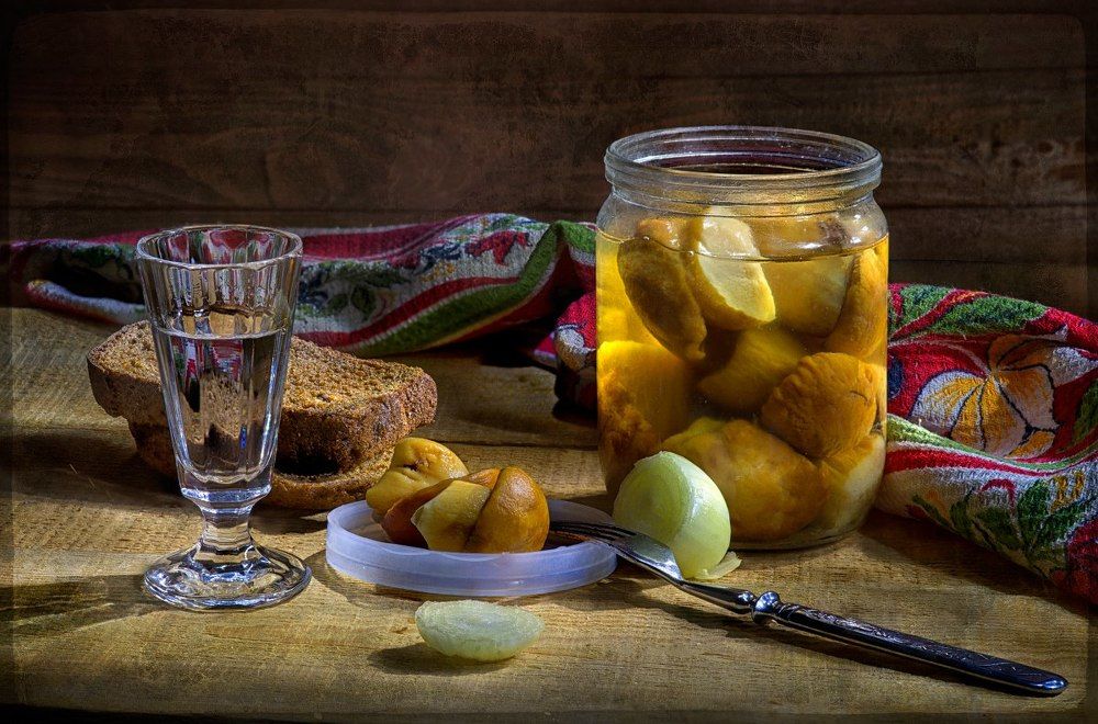 С белыми грибами