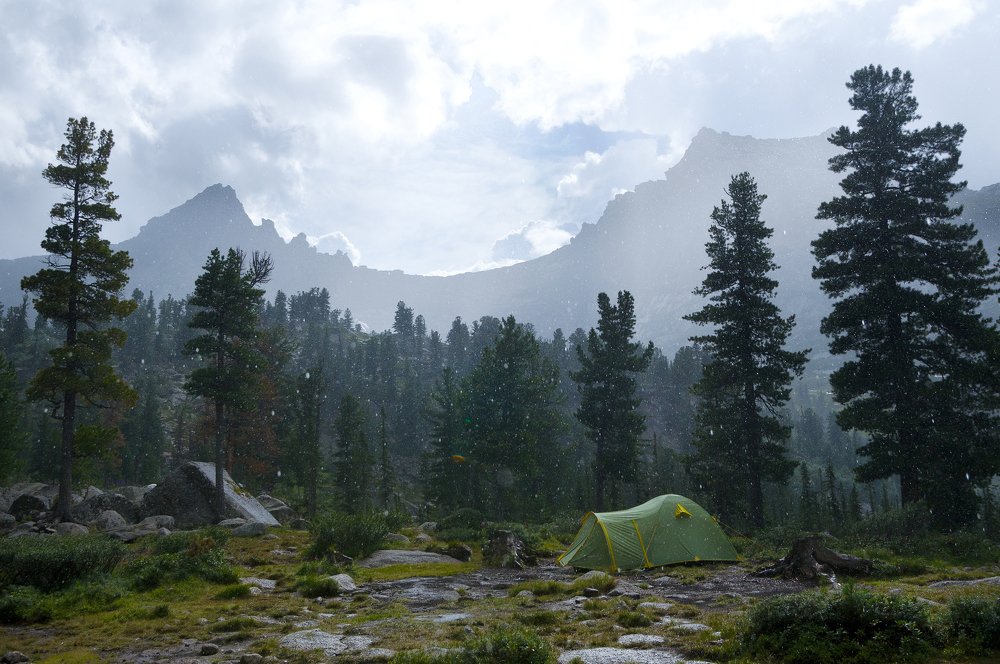 Дождь в горах.