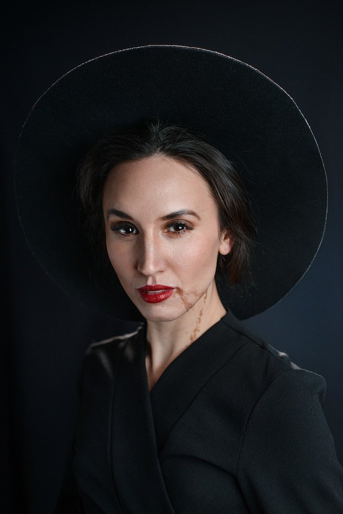 mystery woman