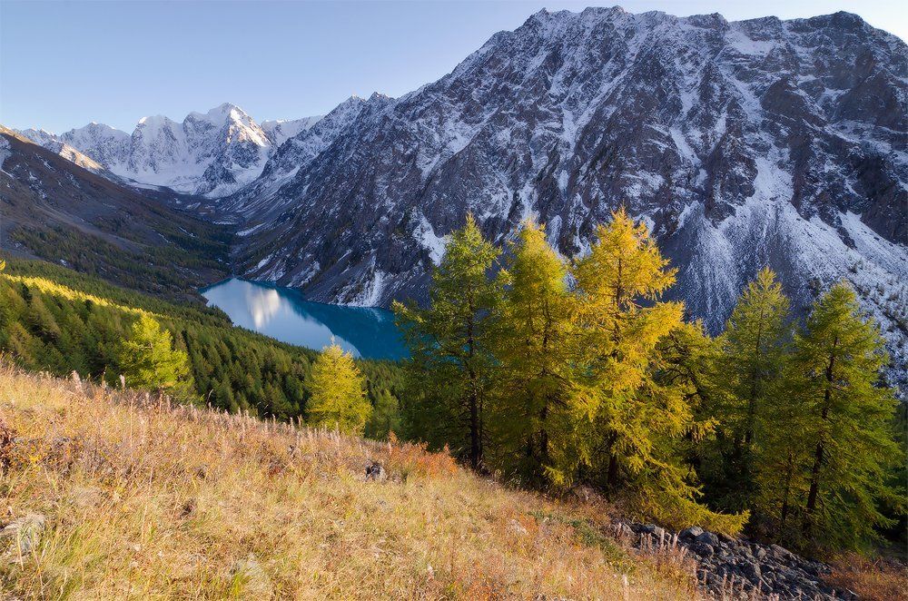 тихий вечер над озером