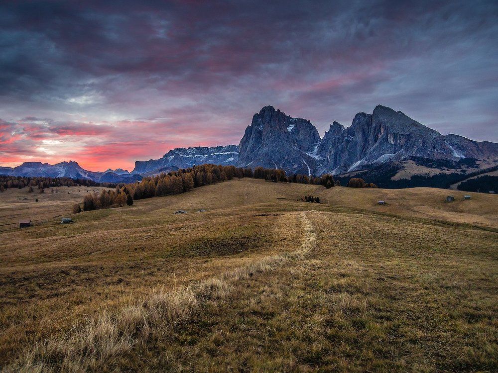 Sunrize at Alpe di Siusi