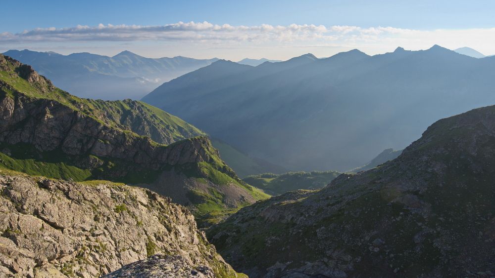 Архыз.  Утро Возле Одного из Софийских Озер.