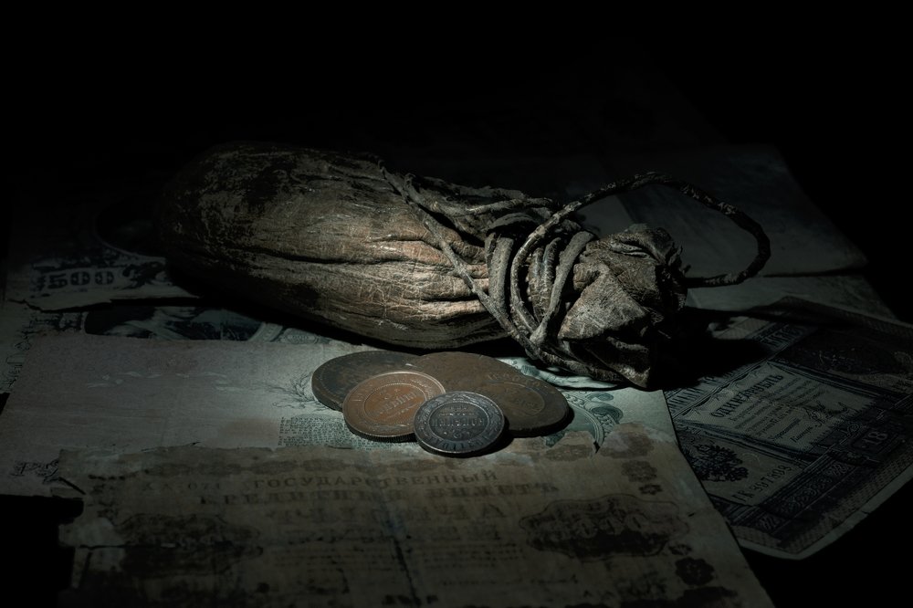 Из старого чемодана