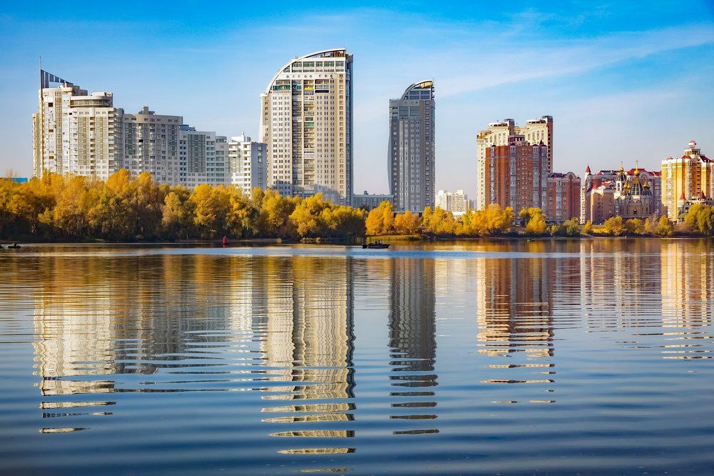 Городское отраженине