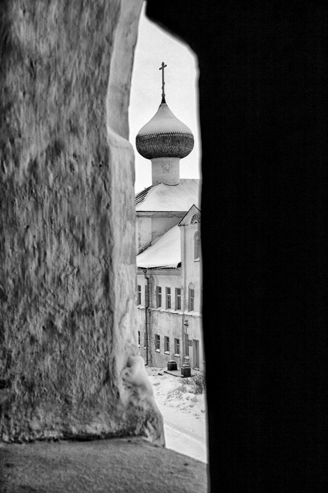 Photograph by Maxim Tarasyugin