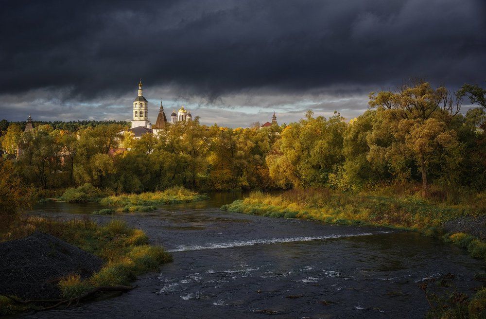 Немного света перед бурей