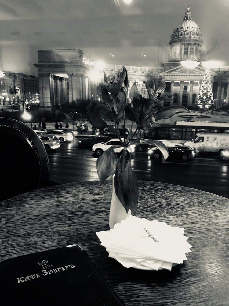 Winter morning in Zinger Cafe