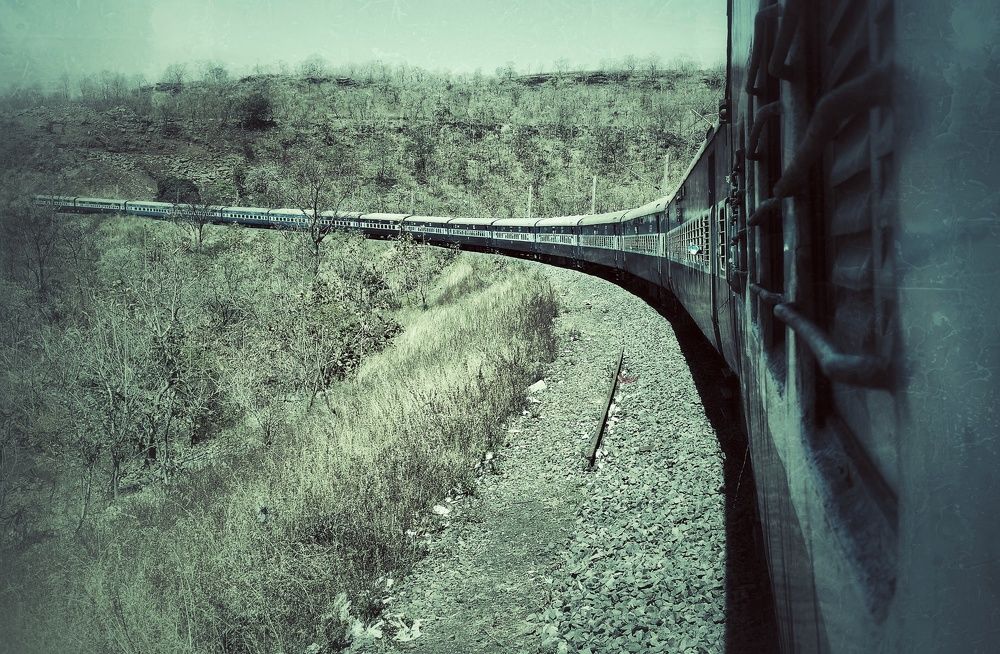 Endless train