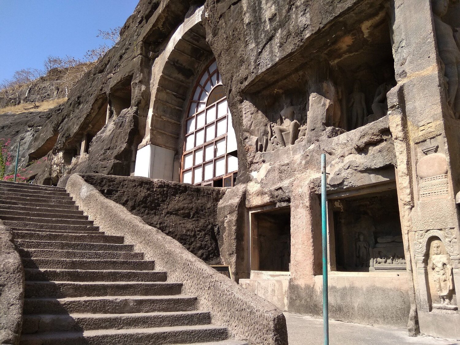 Aganta caves