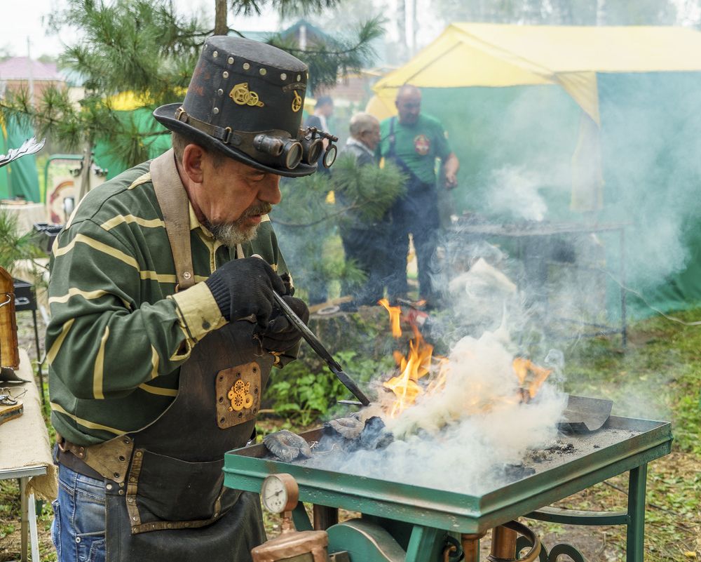 Кузнец-кудесник.