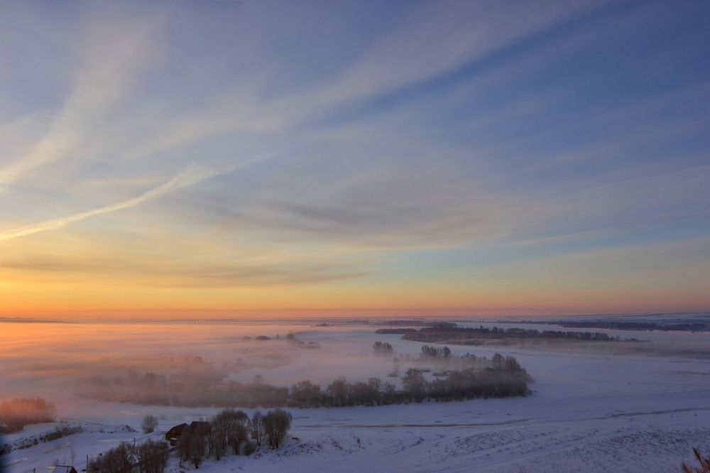 Весенний рассвет над Тоймой