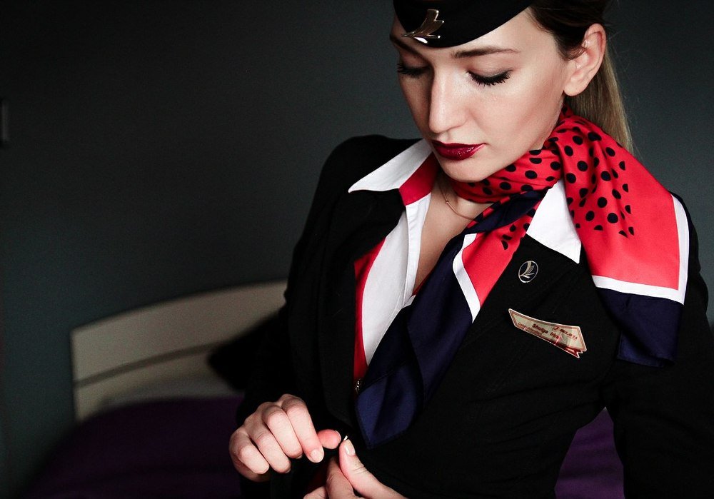 Прекрасная стюардесса
