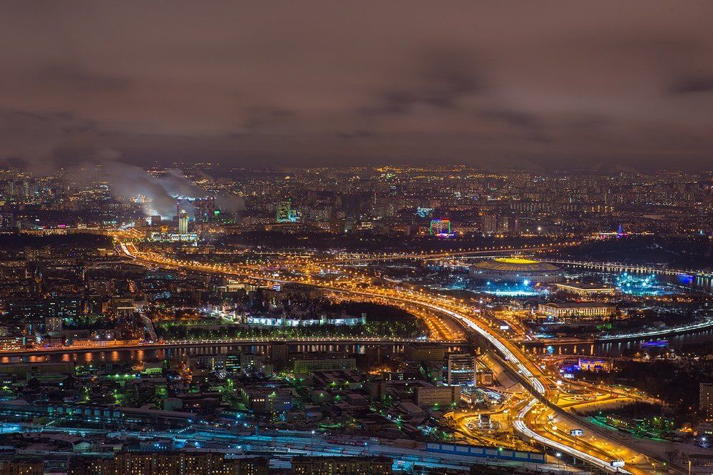 Город не спит