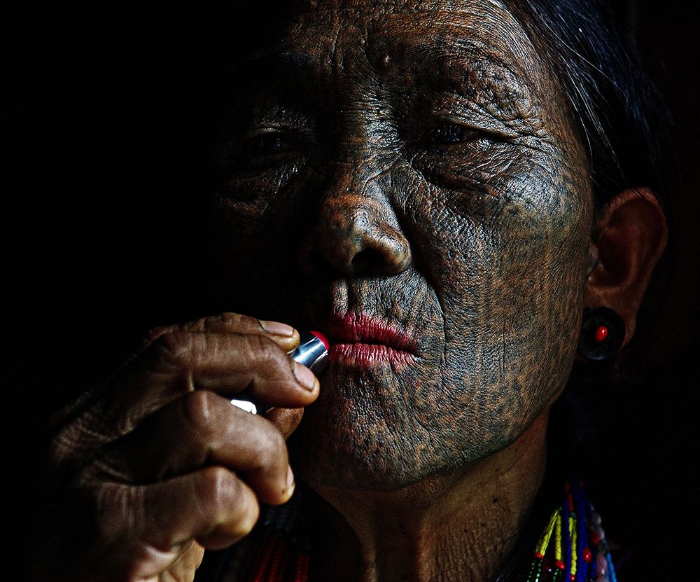 The Tattooed woman