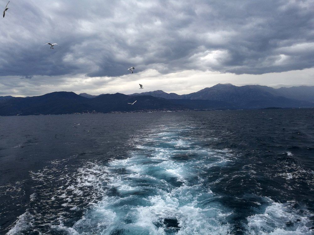 Море