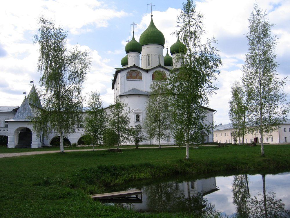 Николо-Вяжищский монастырь