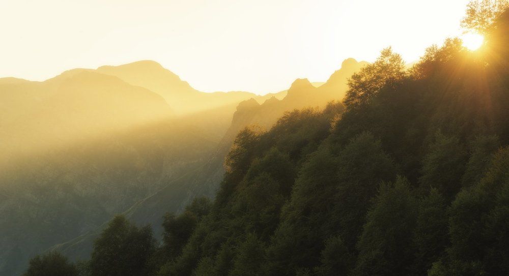 Закат над вершиной Ачишхо