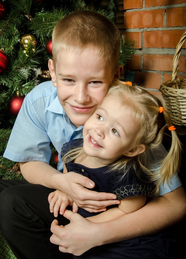 Брат и сестра