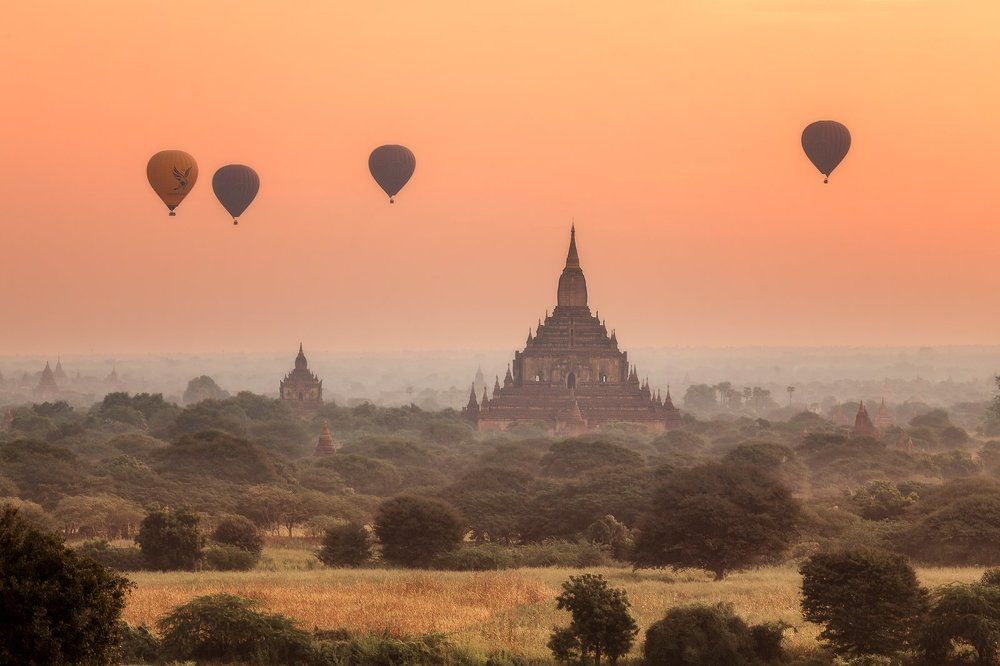 утро в Багане