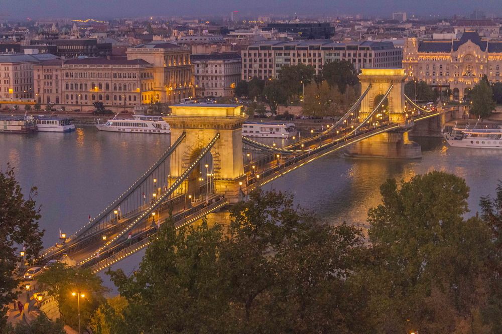 Львиный мост