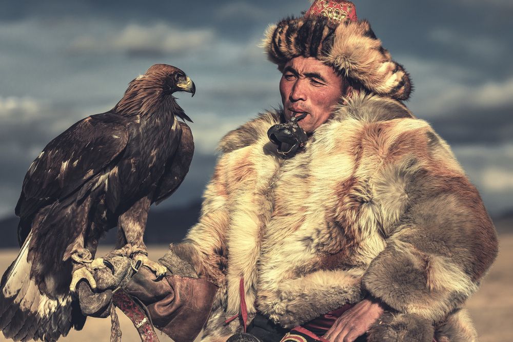 Лица охотников