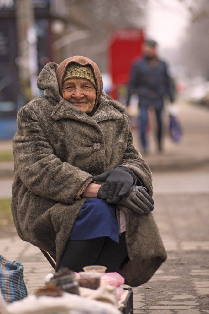 Уличная торговка