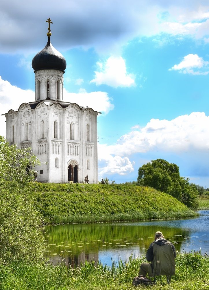 На рыбалке.