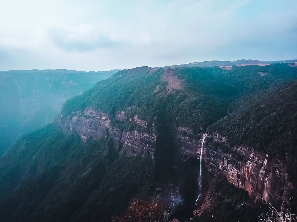 Nohkalikai water falls