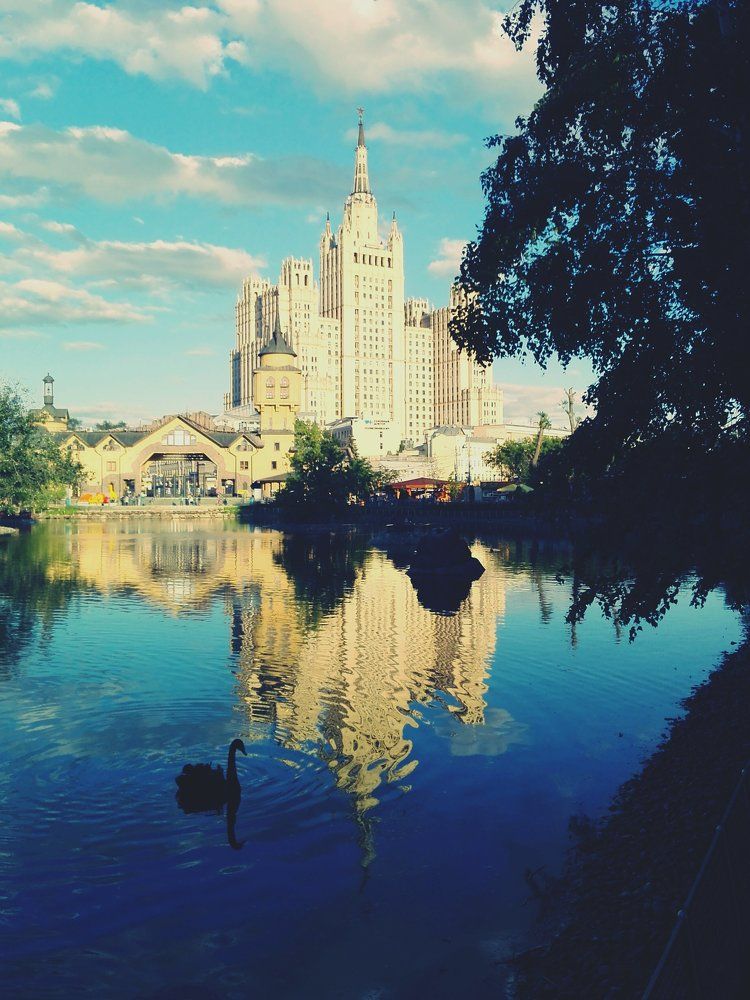 Отражение Москвы