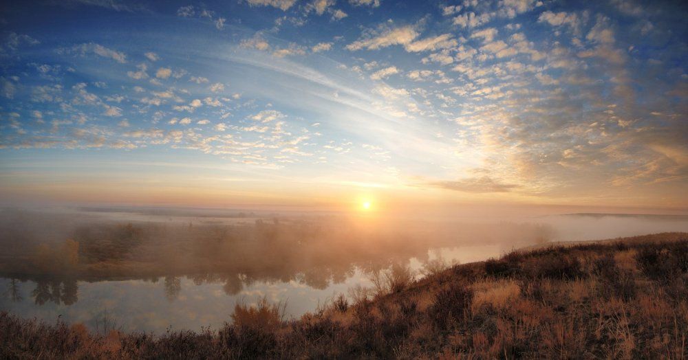 Рассвет на реке Урал