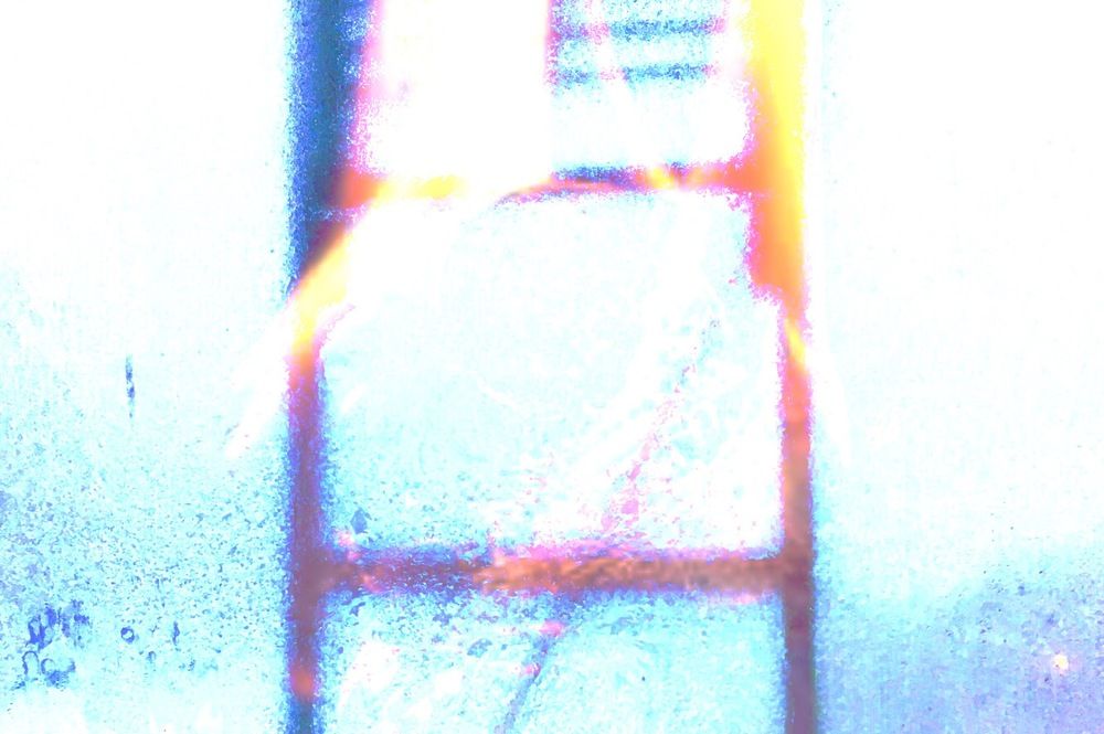 Frosty sunny trolley (Солнечный морозный троллейбус)