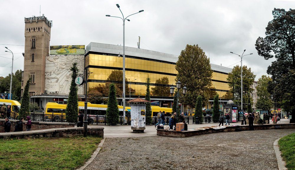 Жёлтый цвет