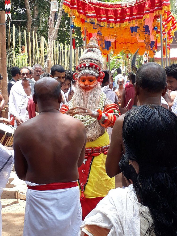 Guru vellattu