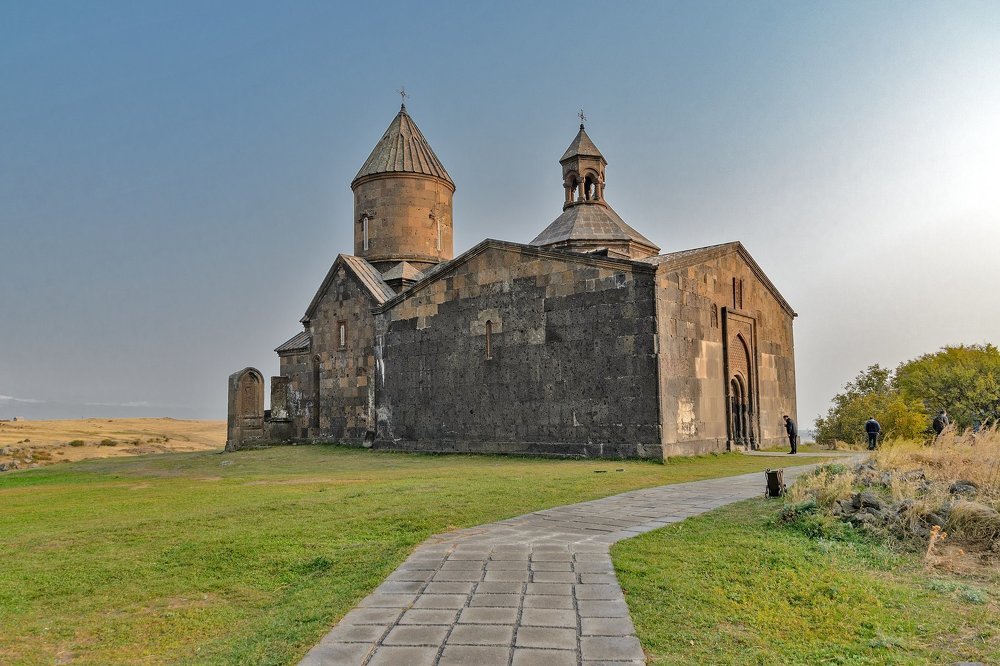 Армянский храм