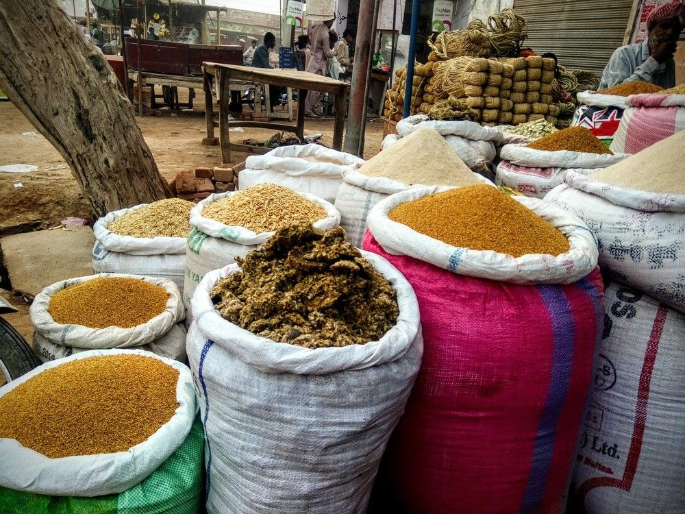 Something gold something grainy !!