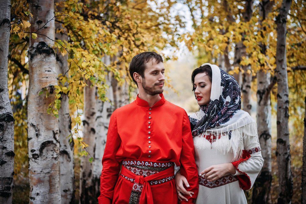 Там где хорошо. There where it is good.