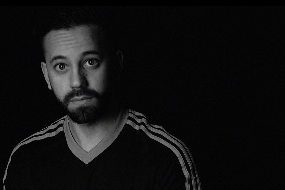 Свет, тень... Шум, контраст... Взгляд...