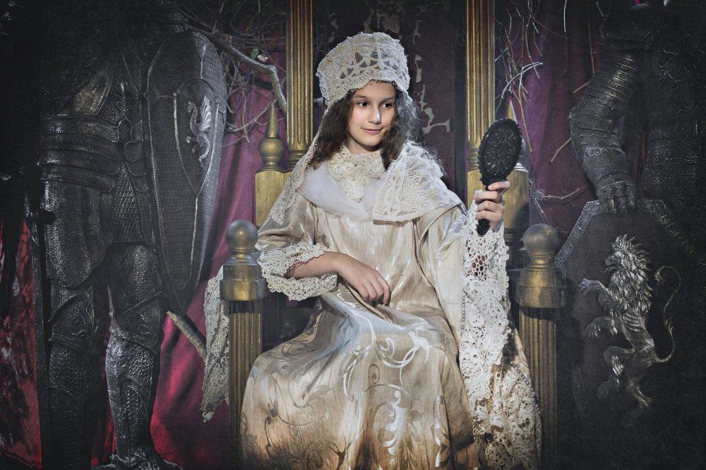 Свет мой, зеркальце! скажи Да всю правду доложи...