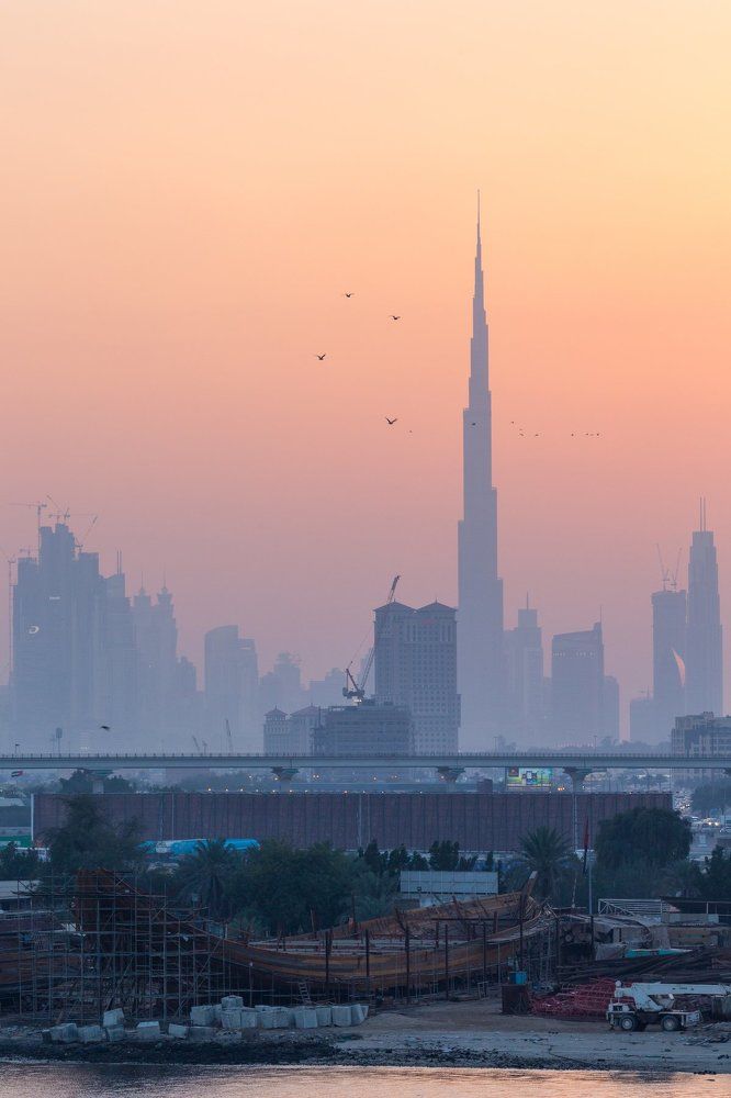 Приморский городок. Дубай на закате.