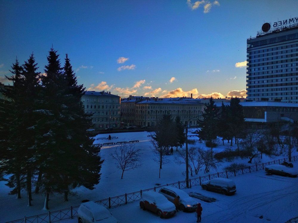 Полдень над Азимутом