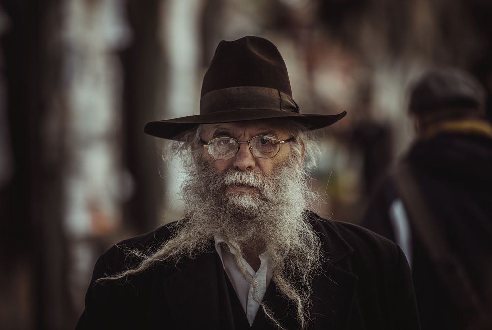 Лицо Меа Шеарим