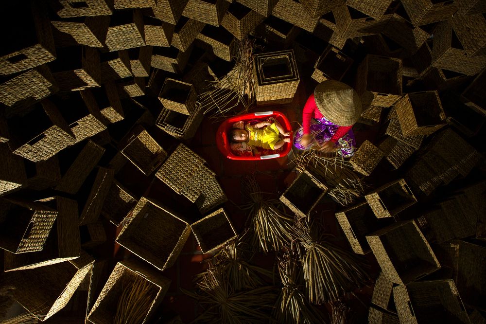 Plentiful products made form water hyaci