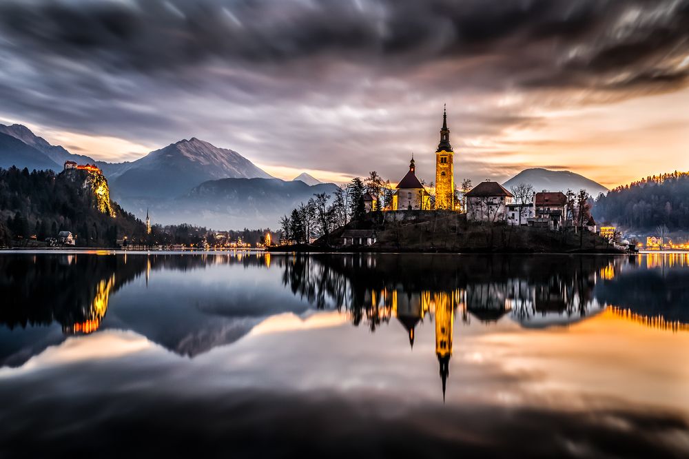 Cold morning on Bled