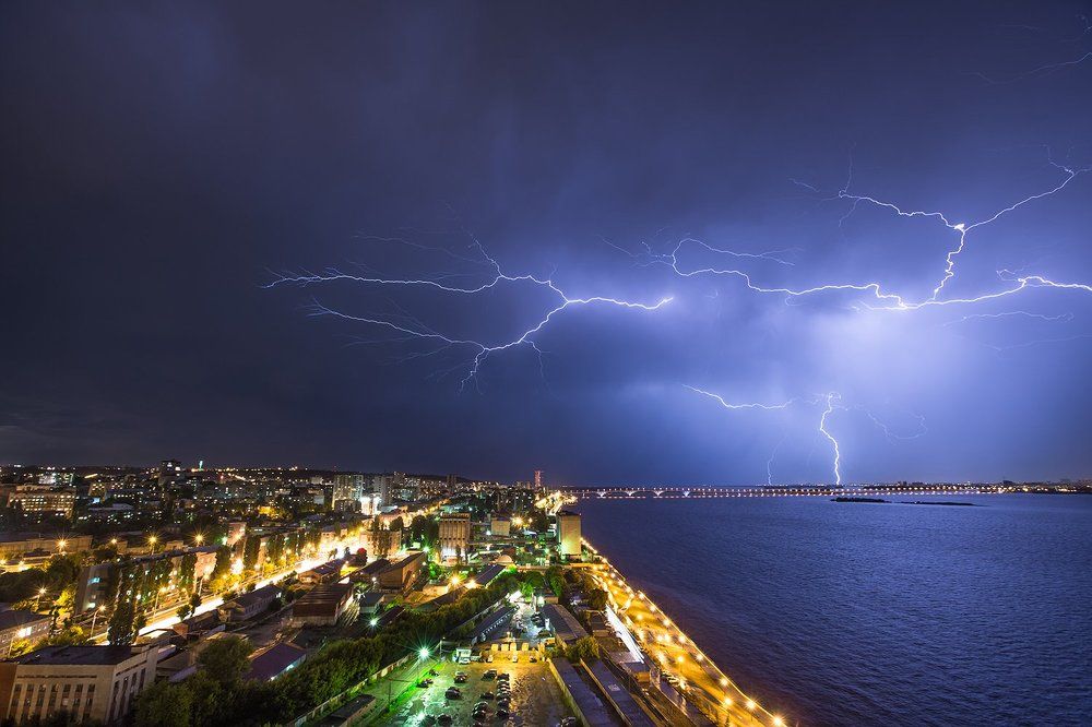 Шторм на Волге