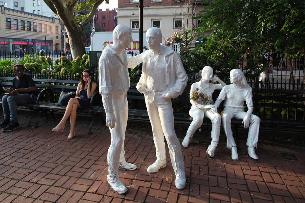 Место встречи изменить нельзя... Нью-Йорк. Автор композиции Джордж Сигал.