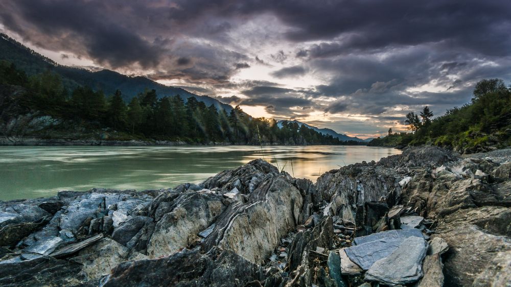 Хмурый вечер