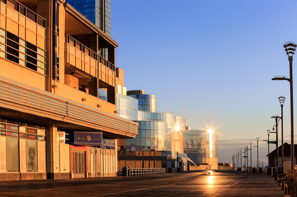 Рассвет в Атлантик-Сити.