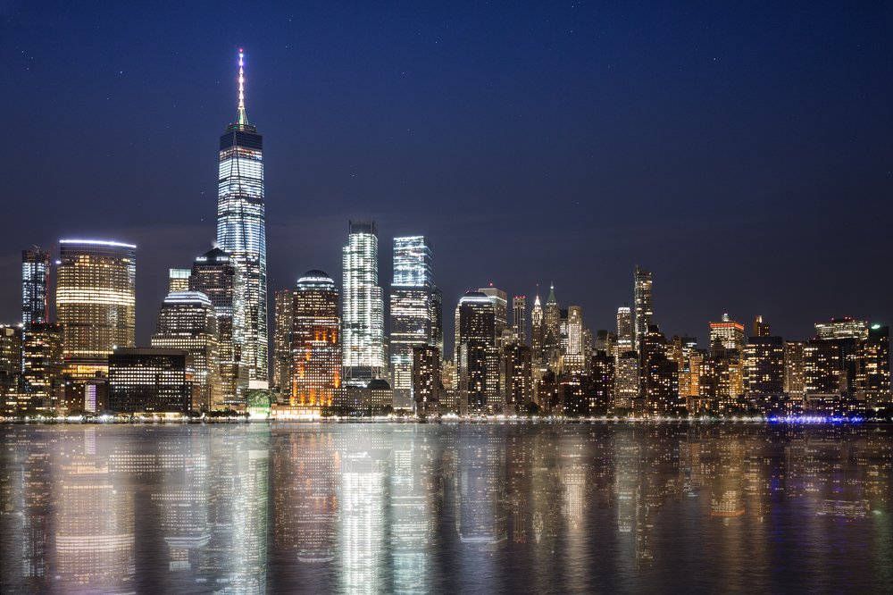 Отражение Нью-Йорка.