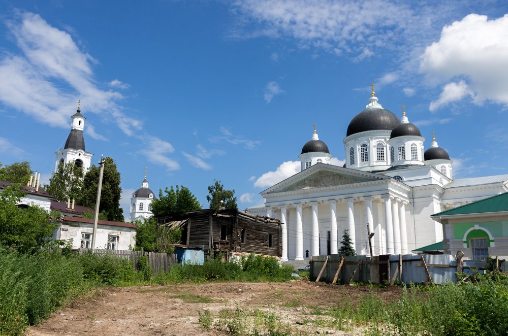 Все тленно перед Вечным